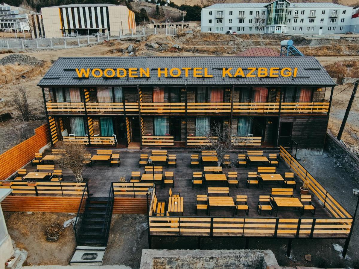 Wooden Hotel Kazbegi エクステリア 写真