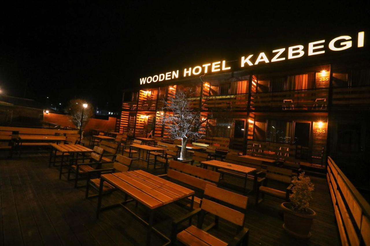 Wooden Hotel Kazbegi エクステリア 写真
